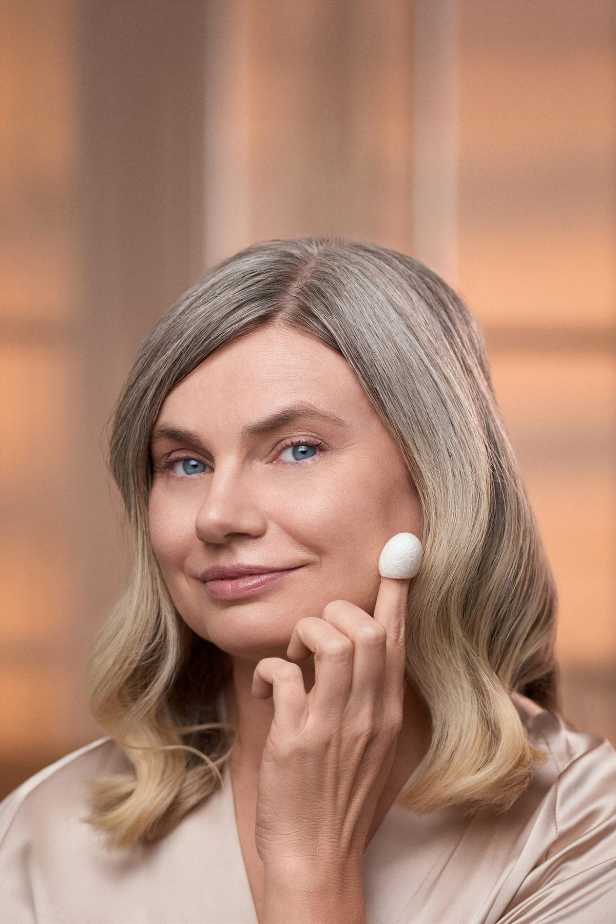 The immediate surface-refining result of the silk cocoon ritual